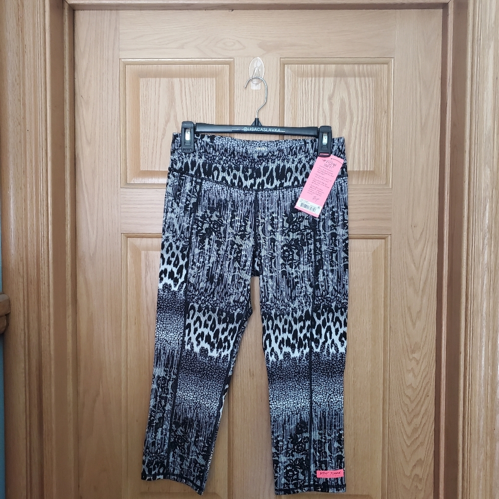Betsey Johnson workout leggings - Picture 2 of 8